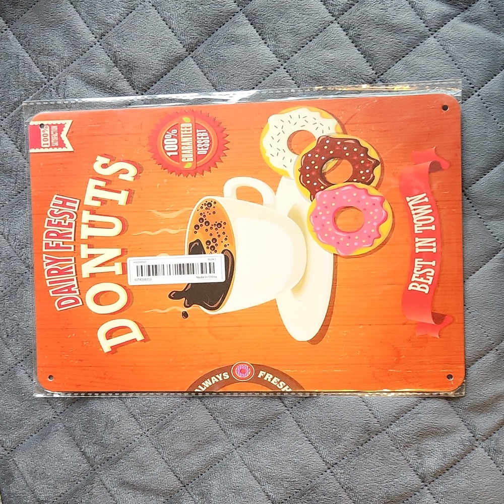 Metal Sign ☆ Dairy Fresh Donuts Best in Town ☆ Kitchen Decor ☆ Brand New